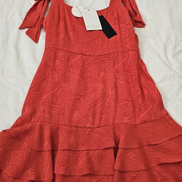 Gianni Bini Red Textured Tie Shoulder Dress Women Size 2 Tiered Ruffle NWT - Picture 2 of 13